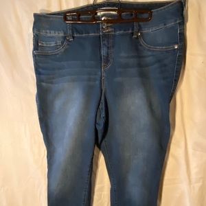 Torrid jeggings 20 T